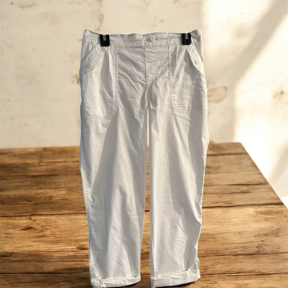 Bandolino Women's White Capris‎